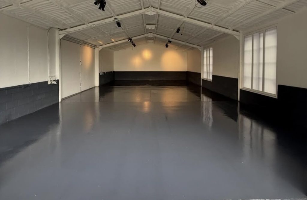 Epoxy Resin Flooring Warwickshire by JWS Coatings UK: How Long Does Epoxy Flooring Last in Industrial Buildings?